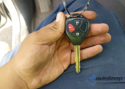 2011 Toyota Rav4 from USA, damaged, VIN 2T3ZF4DV7BW09888